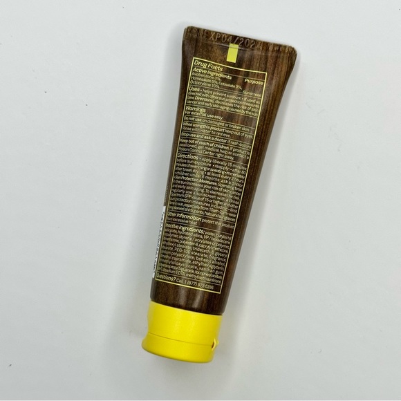 Tanning Bundle -Be Golden this Winter! - Picture 3 of 9